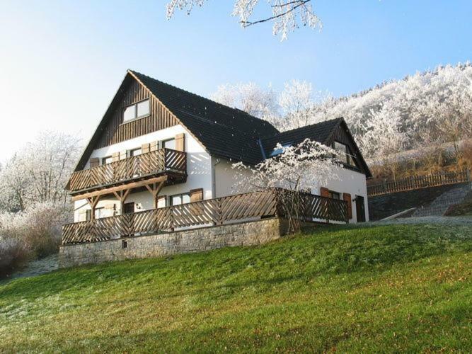 Nice Holiday Home Near Ski Area Medebach Dış mekan fotoğraf